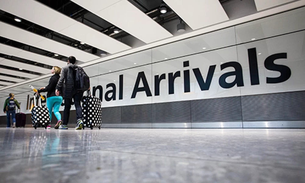 Αυστρία: Καμπανάκι κινδύνου-Το 1/3 των λοιμώξεων κορονοϊού οφείλεται στα ταξίδια